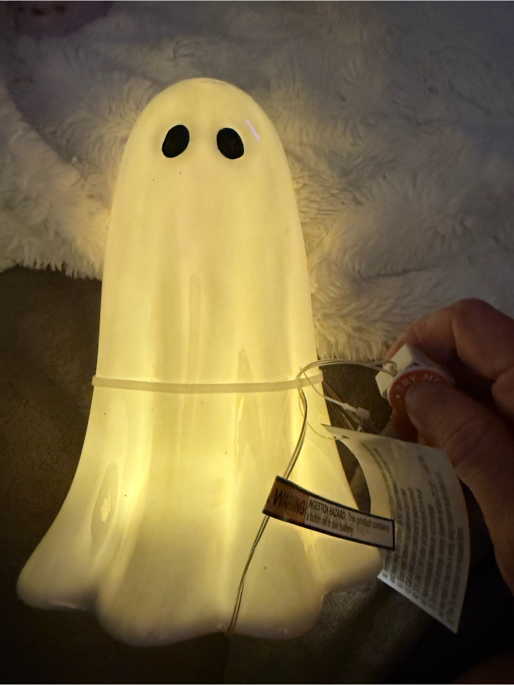 Iridescent white battery light up ceramic ghost  👻